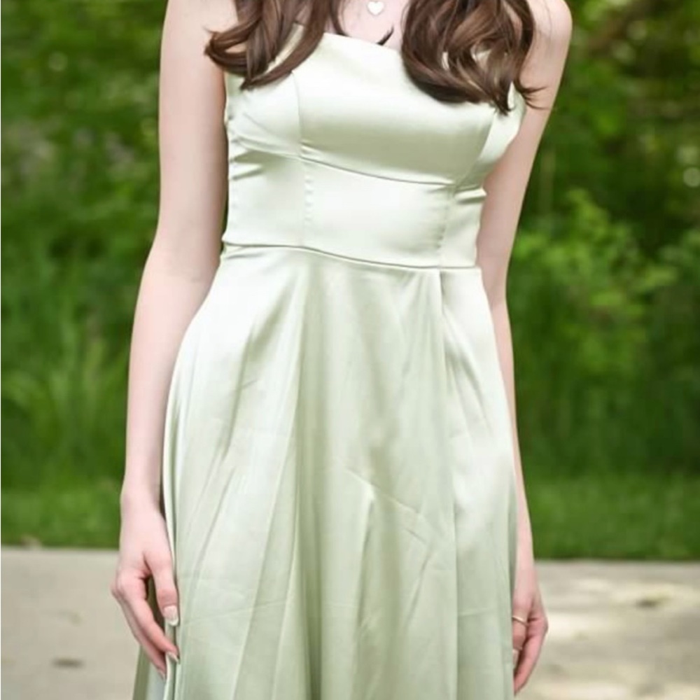 Elegant Light Green Prom Dress